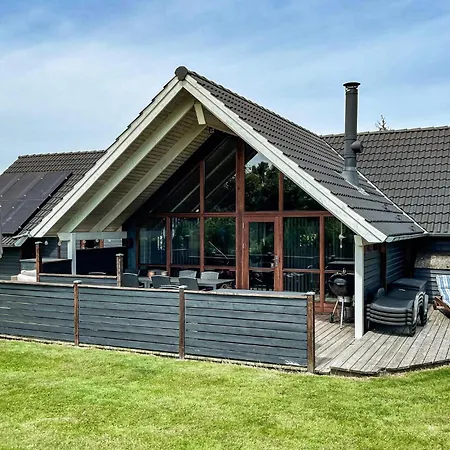 Holiday home 4 Bedroom Stunning In *